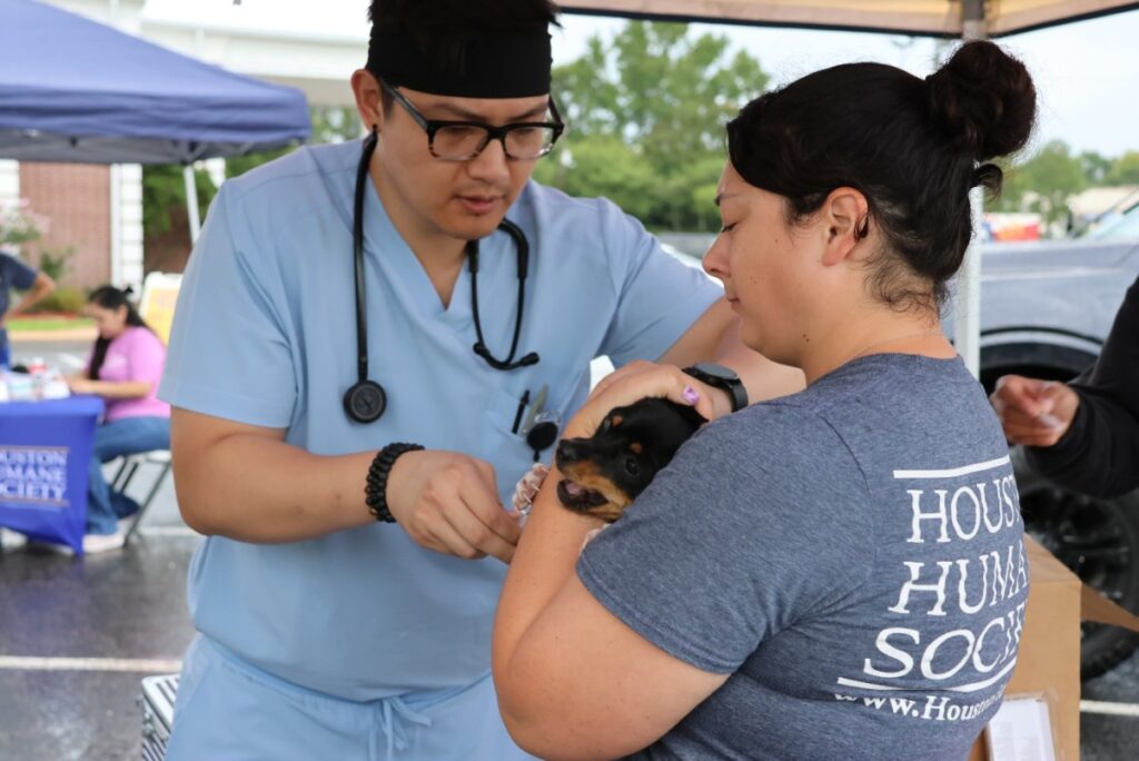 Houston Humane Society provides free pet care in Cleveland